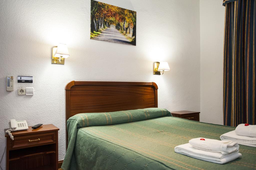 Pension Carrera Madrid Kamer foto