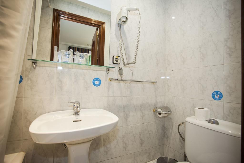 Pension Carrera Madrid Kamer foto