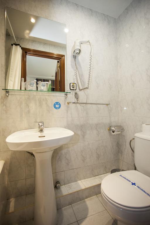 Pension Carrera Madrid Kamer foto